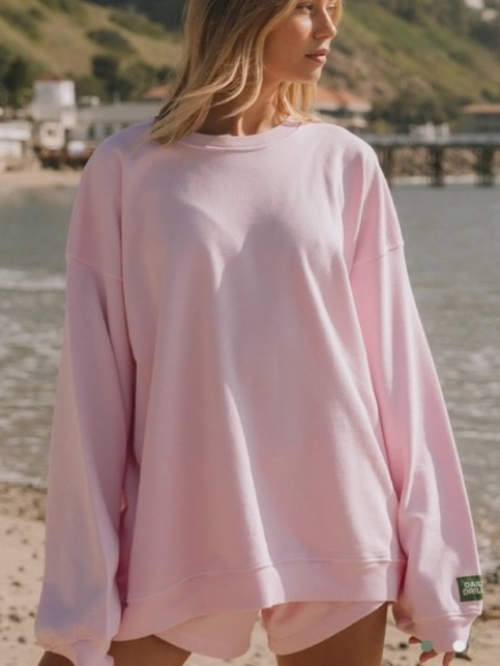 Daily Drills Cupid Crew Sweatshirt Pink Size M/L Oversized Pullover